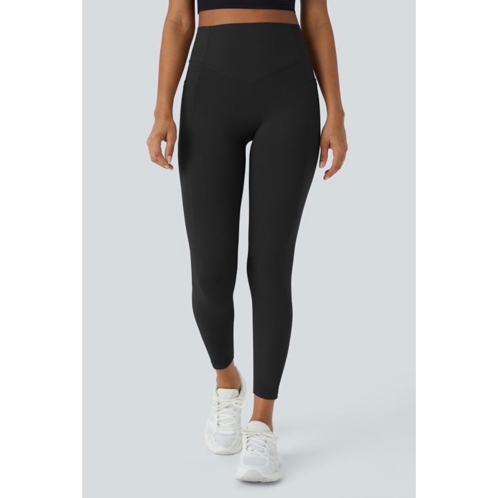 Halara Black High Waisted Crossover Scrunch 7/8 Leggings with Pockets Size M 7/8